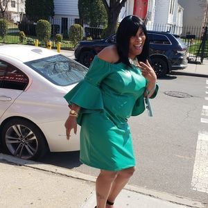 Meet your Posher, Tanisha